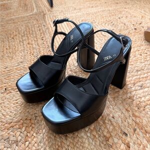 Zara Elegant Black Platform Heels
